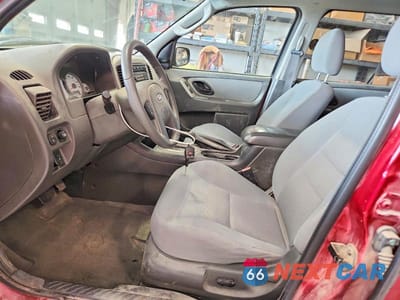 Zdjęcie 7 z 13 samochodu: 2007 FORD ESCAPE XLT VIN:1FMCU03177KA13389 - miniatura