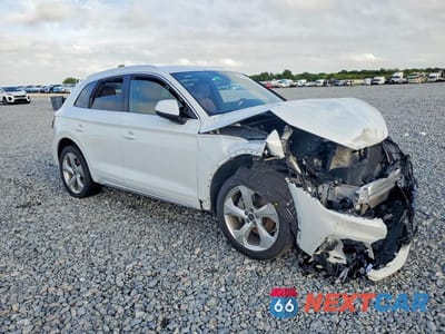 Czwarte zdjęcie samochodu z boku: 2021 AUDI Q5 PREMIUM PLUS VIN:WA1BAAFY1M2115624 - miniatura