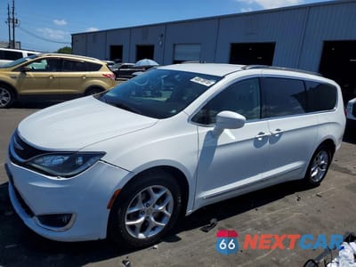 2017 CHRYSLER PACIFICA TOURING L 2C4RC1BG8HR831391 - główne zdjęcie licytacji z USA - miniatura