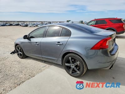 Drugie zdjęcie samochodu z przodu: 2017 VOLVO S60 VIN:YV126MFL8H2432247 - miniatura