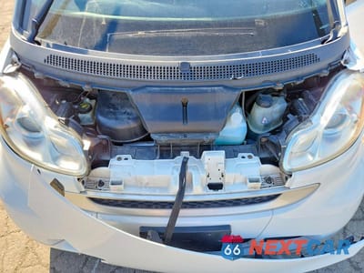 Zdjęcie 11 z 12 samochodu: 2012 SMART FORTWO PURE VIN:WMEEJ3BA4CK542867 - miniatura