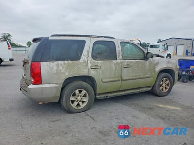 Trzecie zdjęcie samochodu z tyłu: 2009 GMC YUKON SLE VIN:1GKFC23C89R207817 - miniatura