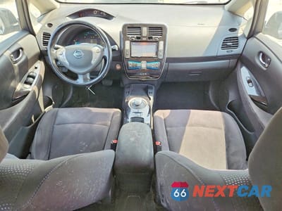 Zdjęcie 8 z 13 samochodu: 2015 NISSAN LEAF SV VIN:1N4AZ0CP1FC307371 - miniatura