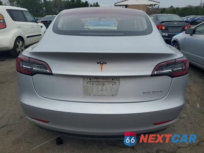 Zdjęcie 6 z 12 samochodu: 2018 TESLA MODEL 3 VIN:5YJ3E1EB7JF073948 - miniatura