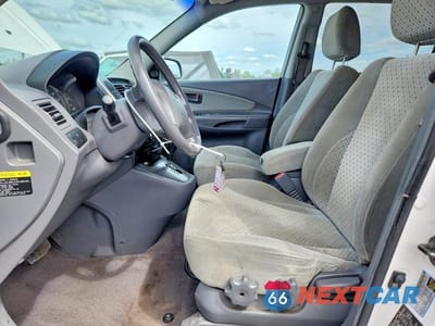 Zdjęcie 7 z 13 samochodu: 2005 HYUNDAI TUCSON GLS VIN:KM8JN12D25U085396 - miniatura