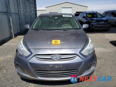 Piąte zdjęcie samochodu w środku: 2017 HYUNDAI ACCENT SE VIN:KMHCT4AE1HU183009 - miniatura