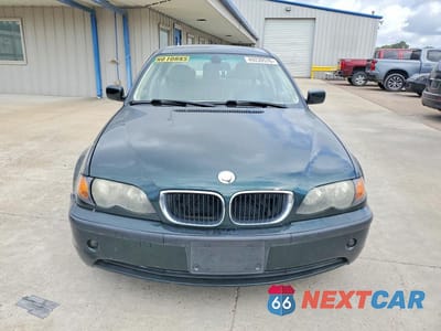 Piąte zdjęcie samochodu w środku: 2003 BMW 325 I VIN:WBAEV33483PD57753 - miniatura