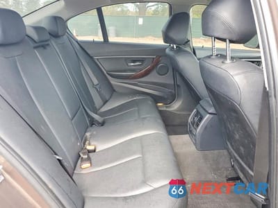 Zdjęcie 10 z 12 samochodu: 2014 BMW 320 I VIN:WBA3B1C52EK131234 - miniatura