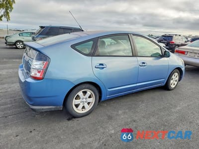Trzecie zdjęcie samochodu z tyłu: 2004 TOYOTA PRIUS BASE VIN:JTDKB20U940036969 - miniatura