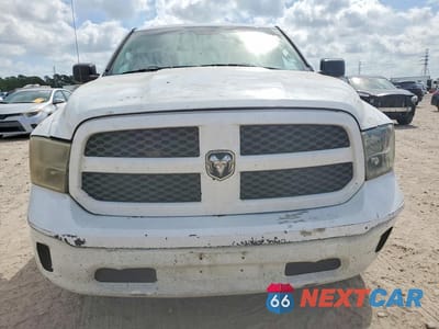 Piąte zdjęcie samochodu w środku: 2014 RAM 1500 VIN:1C6RR6FT7ES438745 - miniatura