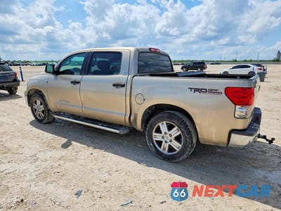 Drugie zdjęcie samochodu z przodu: 2007 TOYOTA TUNDRA CREWMAX SR5 VIN:5TBEV541X7S464727 - miniatura