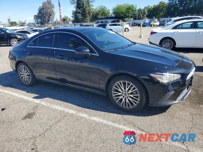Czwarte zdjęcie samochodu z boku: 2020 MERCEDES-BENZ CLA 250 VIN:W1K5J4GB2LN087544 - miniatura