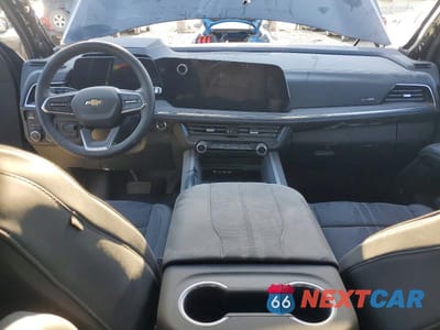 Zdjęcie 8 z 14 samochodu: 2025 CHEVROLET SUBURBAN K1500 HIGH COUNTRY VIN:1GNS6GRL4SR160501 - miniatura