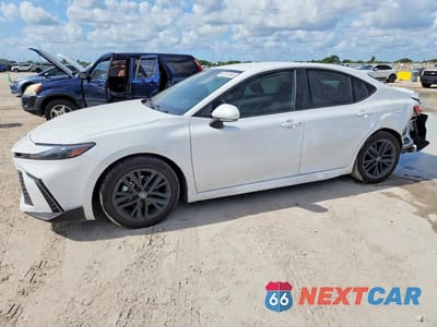 2025 TOYOTA CAMRY SE 4T1DAACK1SU552714 - główne zdjęcie licytacji z USA - miniatura