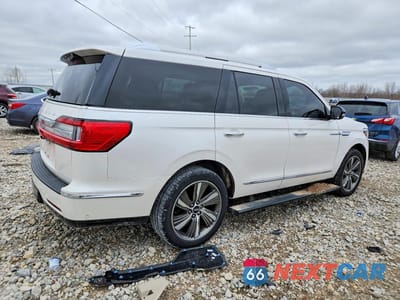 Trzecie zdjęcie samochodu z tyłu: 2019 LINCOLN NAVIGATOR RESERVE VIN:5LMJJ2LT9KEL11458 - miniatura