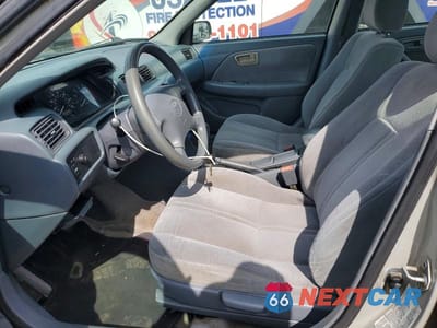 Zdjęcie 7 z 11 samochodu: 2000 TOYOTA CAMRY CE VIN:4T1BG22K4YU006656 - miniatura