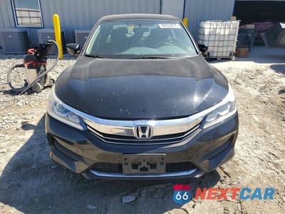 Piąte zdjęcie samochodu w środku: 2016 HONDA ACCORD LX VIN:1HGCR2F31GA001924 - miniatura