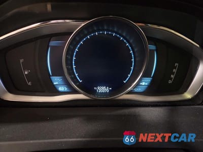 Zdjęcie 9 z 12 samochodu: 2014 VOLVO S60 T5 VIN:YV1612FH7E2275127 - miniatura