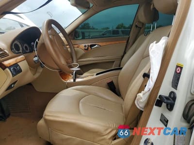 Zdjęcie 7 z 13 samochodu: 2008 MERCEDES-BENZ E 350 VIN:WDBUF56X38B213198 - miniatura
