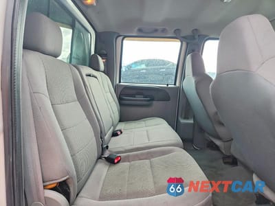 Zdjęcie 11 z 12 samochodu: 2007 FORD F250 SUPER DUTY VIN:1FTSW20P47EB14225 - miniatura