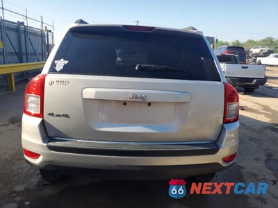 Zdjęcie 6 z 13 samochodu: 2011 JEEP COMPASS SPORT VIN:1J4NF1FB6BD248410 - miniatura