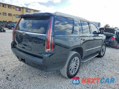 Trzecie zdjęcie samochodu z tyłu: 2020 CADILLAC ESCALADE VIN:1GYS3AKJ0LR266916 - miniatura