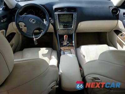 Zdjęcie 8 z 12 samochodu: 2010 LEXUS IS 250 VIN:JTHFF2C2XA2514203 - miniatura