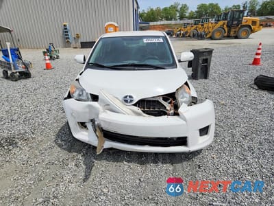 Piąte zdjęcie samochodu w środku: 2013 SCION XD BASE VIN:JTKKUPB44D1028978 - miniatura
