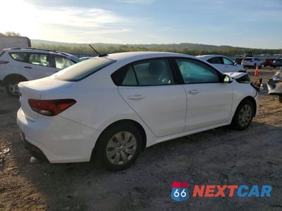 Trzecie zdjęcie samochodu z tyłu: 2019 KIA RIO LX VIN:3KPA24ABXKE231200 - miniatura