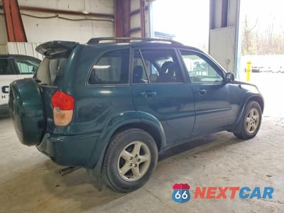 Trzecie zdjęcie samochodu z tyłu: 2002 TOYOTA RAV4 BASE VIN:JTEHH20V026030422 - miniatura