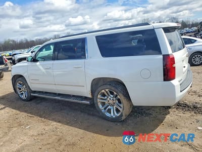 Drugie zdjęcie samochodu z przodu: 2017 CHEVROLET SUBURBAN K1500 LT VIN:1GNSKHKC6HR405612 - miniatura