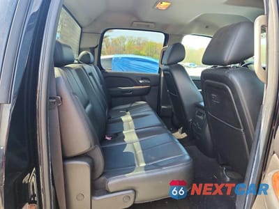 Zdjęcie 10 z 11 samochodu: 2010 CHEVROLET SILVERADO K1500 LTZ VIN:3GCRKTE35AG161706 - miniatura