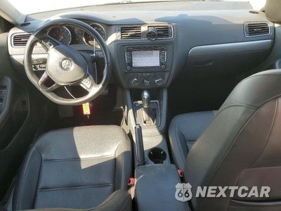 Zdjęcie 8 z 12 samochodu: 2015 VOLKSWAGEN JETTA SE VIN:3VWD17AJ4FM412309 - miniatura