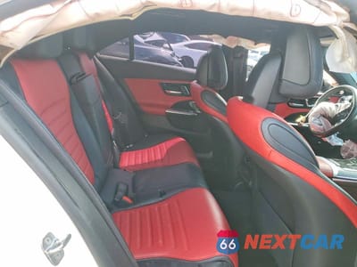 Zdjęcie 10 z 12 samochodu: 2024 MERCEDES-BENZ C 300 VIN:W1KAF4GB9RR200276 - miniatura