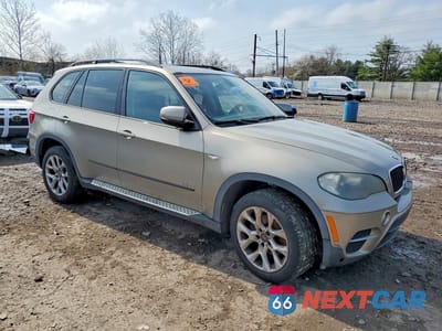 Czwarte zdjęcie samochodu z boku: 2011 BMW X5 XDRIVE35I VIN:5UXZV4C57BL406588 - miniatura
