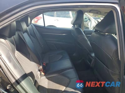 Zdjęcie 10 z 12 samochodu: 2020 TOYOTA CAMRY SE VIN:4T1G11AK4LU926900 - miniatura