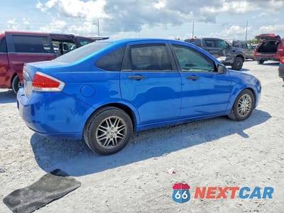 Trzecie zdjęcie samochodu z tyłu: 2011 FORD FOCUS S VIN:1FAHP3EN8BW193671 - miniatura