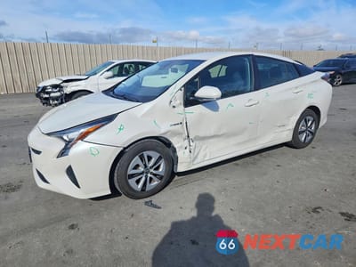 2017 TOYOTA PRIUS TWO JTDKBRFU7H3040412 - główne zdjęcie licytacji z USA - miniatura