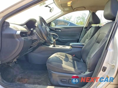 Zdjęcie 7 z 12 samochodu: 2019 NISSAN ALTIMA S VIN:1N4BL4BV7KC204950 - miniatura