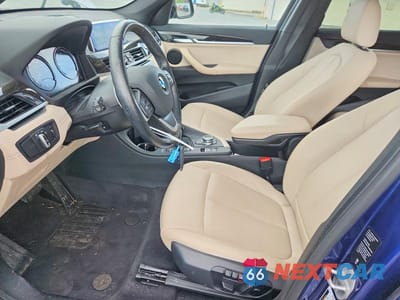 Zdjęcie 7 z 13 samochodu: 2021 BMW X1 XDRIVE28I VIN:WBXJG9C08M3M73460 - miniatura
