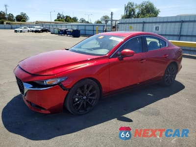 2025 MAZDA 3 PREFERRED JM1BPACM1S1760945 - główne zdjęcie licytacji z USA - miniatura