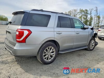 Trzecie zdjęcie samochodu z tyłu: 2020 FORD EXPEDITION XLT VIN:1FMJU1JTXLEA94611 - miniatura