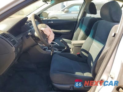 Zdjęcie 7 z 12 samochodu: 2005 HONDA ACCORD EX VIN:1HGCM56765A049693 - miniatura