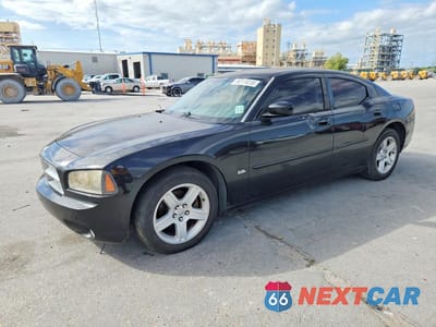 2010 DODGE CHARGER SXT 2B3CA3CV1AH245925 - główne zdjęcie licytacji z USA - miniatura