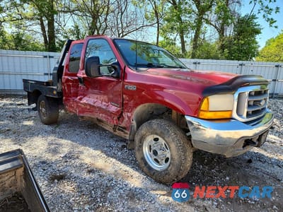 Czwarte zdjęcie samochodu z boku: 2001 FORD F250 SUPER DUTY VIN:1FTNX21FX1EA65099 - miniatura