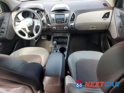 Zdjęcie 8 z 13 samochodu: 2012 HYUNDAI TUCSON GLS VIN:KM8JU3AC3CU355157 - miniatura