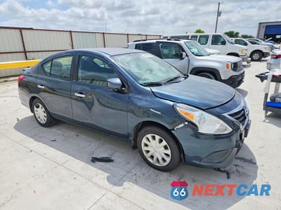 Czwarte zdjęcie samochodu z boku: 2016 NISSAN VERSA 1.6 SV VIN:3N1CN7AP2GL853051 - miniatura