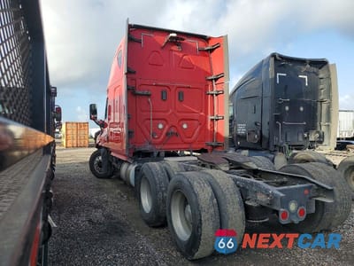 Trzecie zdjęcie samochodu z tyłu: 2017 FREIGHTLINER CASCADIA 125 SEMI TRUCK VIN:1FUJGLDR3HLHX2511 - miniatura