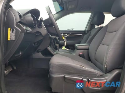 Zdjęcie 7 z 13 samochodu: 2013 KIA SORENTO LX VIN:5XYKT3A67DG384170 - miniatura