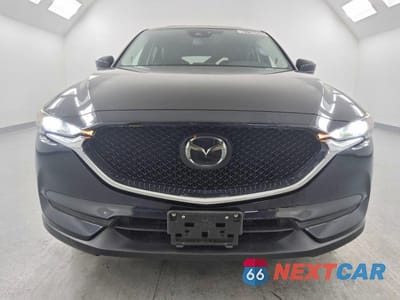 Piąte zdjęcie samochodu w środku: 2020 MAZDA CX-5 TOURING VIN:JM3KFACM9L0728827 - miniatura